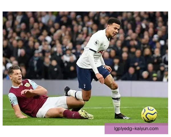 南非女足巴妮状态回暖，备受期待的赛季表现引人注目。