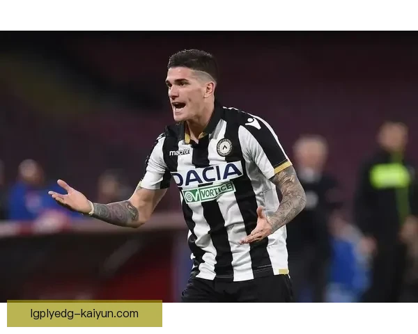 捷克希克主帅近期带队表现稳健，球队状态逐渐回暖。